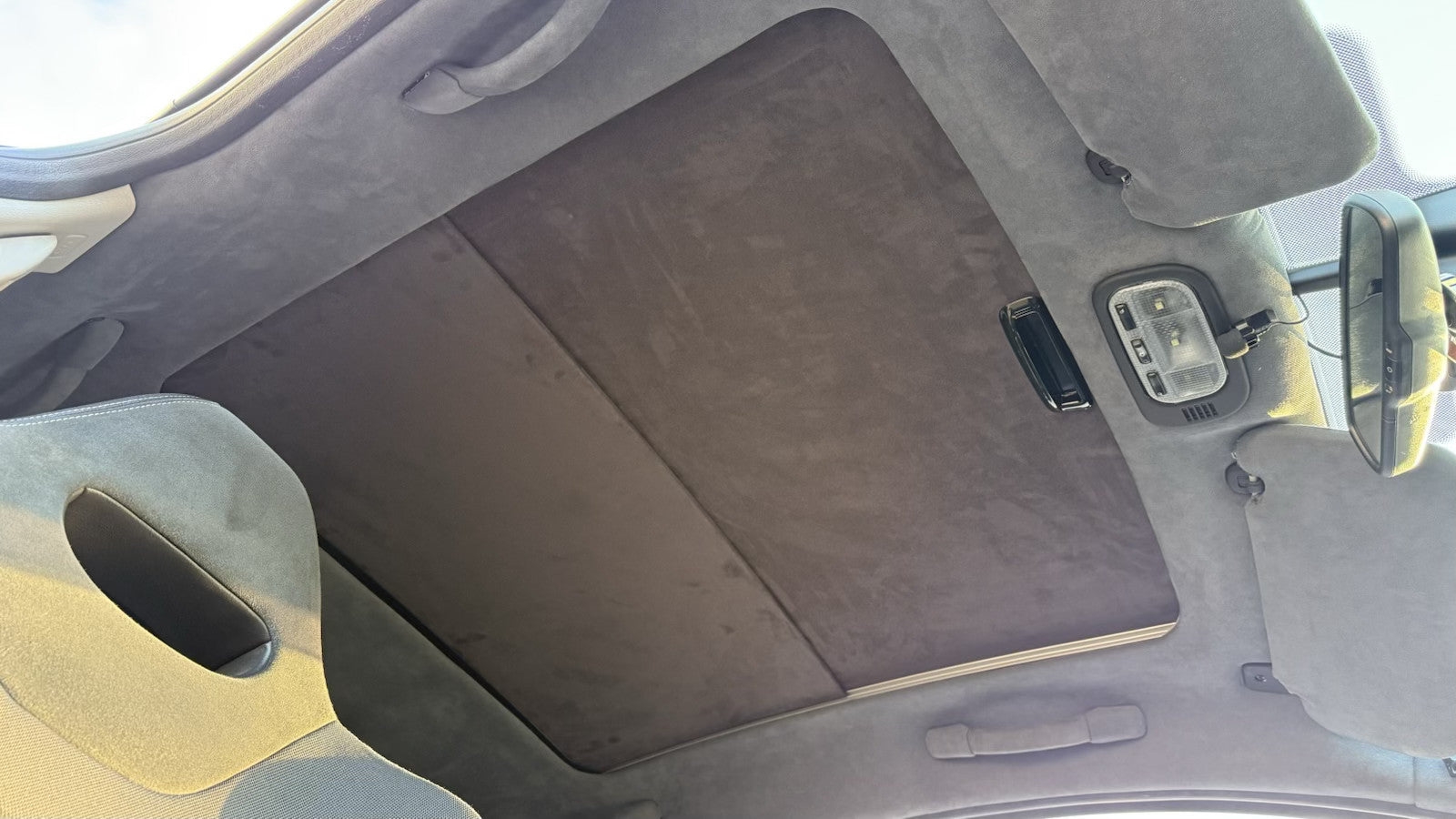 Charcoal Suede Trim on a Peugeot 207 GT