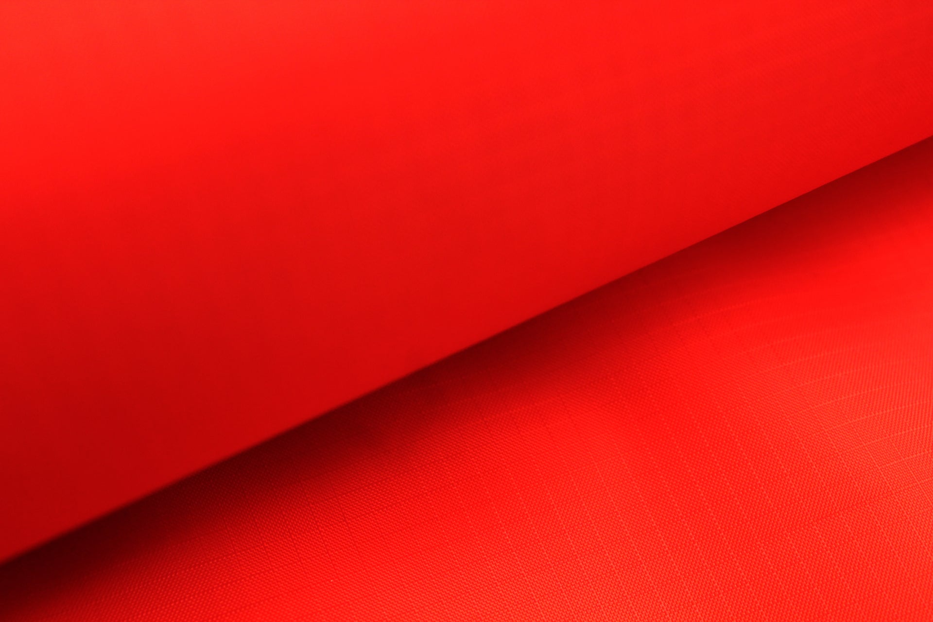 Why Ripstop Fabric Is the Ideal Choice for a Lightweight Canopy Cover